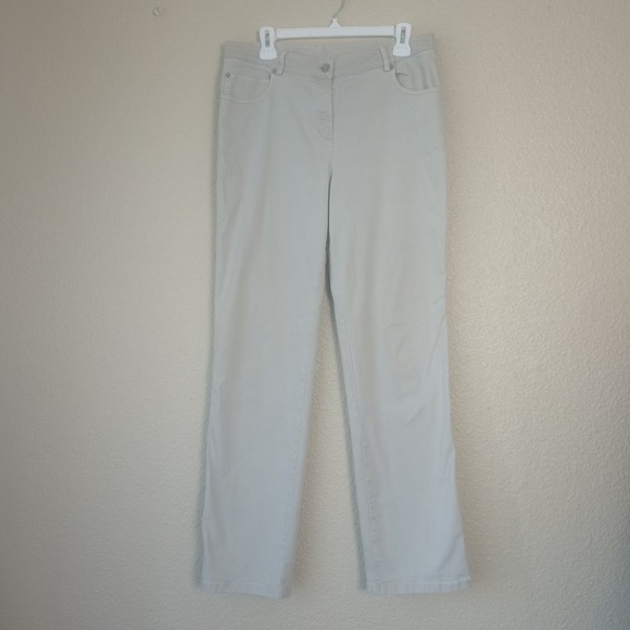 St. John Pants - ST. JOHN women's straight-leg beige pants, size 8, with pockets and zipper